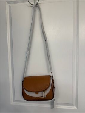 Marc Jacobs Tan Pebbled Leather Crossbody NWT